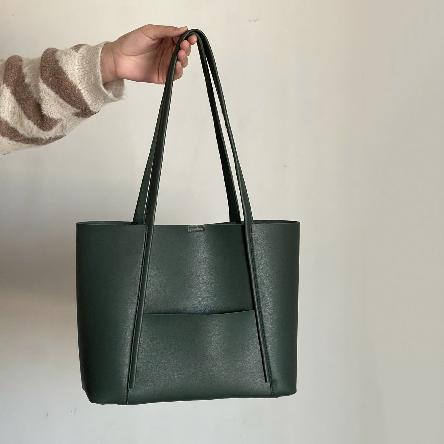 Versatile Shoulder Tote Bag