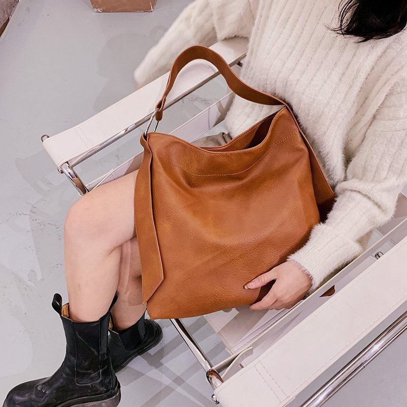 Luxora Sling Bag