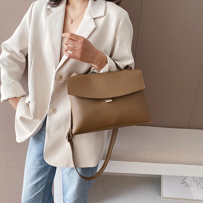 Retro Essence Bag