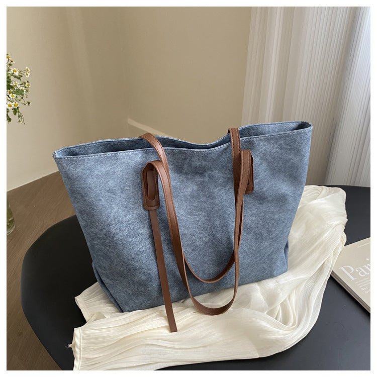 Luxe Carry Tote Bag