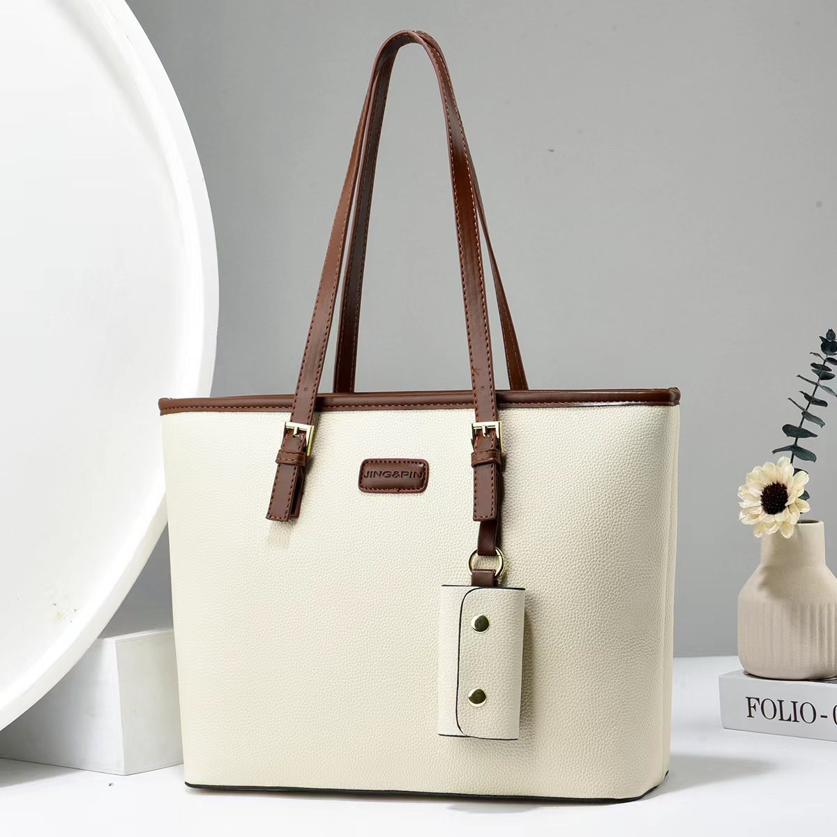 Versa Chic Tote Bag